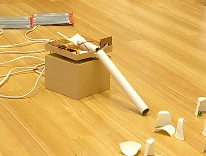 ビー玉ボーリングマシーン